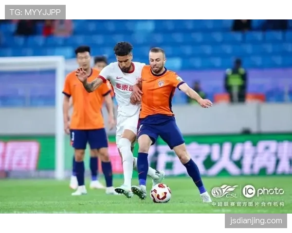 青岛海牛进3球失8球进攻乏力，赛季首胜靠门将神扑与高效反击